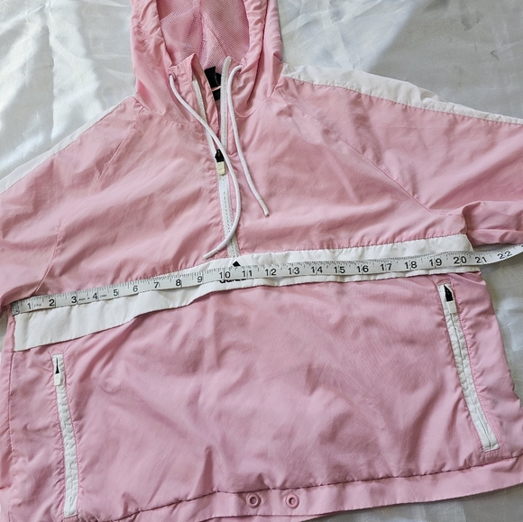 Adidas Pink & White Cropped Jacket🩷 - Picture 4 of 9